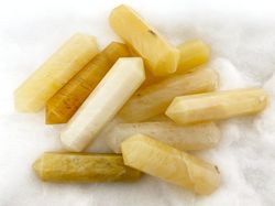 yellow aventurine double terminated crystals point