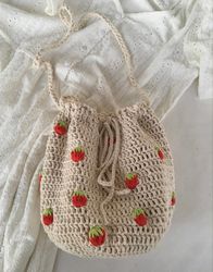 strawberry crochet bag, crochet granny square bag, summer bag tote, crochet patchwork bag