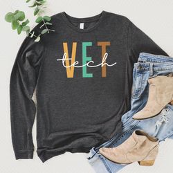 vet tech sweatshirt, vet tech hoodie, veterinary long sleeve shirts, veterinary technician sweater, vet tech week gifts