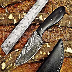 custom handmade damascus steel hunting skinner knife with horn handle. sk-51