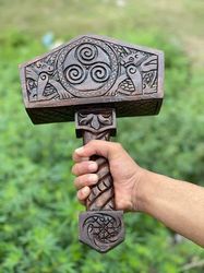 god of war wood hammer,