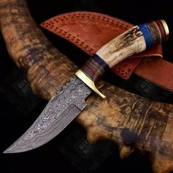 custom handmade damascus steel hunting skinner knife with stag horn handle & leather sheath - for home use, camping, bus