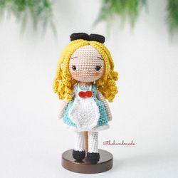 alice crochet amigurumi doll, amigurumi princess doll, alice in wonderland amigurumi princess, stuffed doll, baby shower