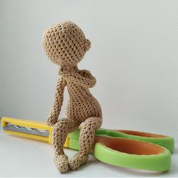 crochet pattern: doll base, amigurumi tiny body