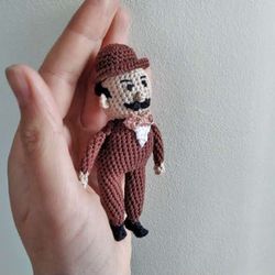 crochet gentleman, amigurumi man, miniature doll, dollhouse