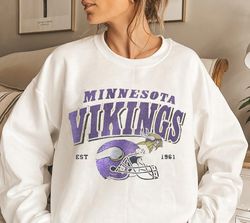 vikings football unisex tee tops - minnesota football shirt - vikings football, vikings t-shirt, football apparel tee, v