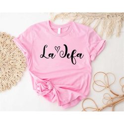 la jefa shirt, latina clothing, boss mom tee, spanish boss lady shirt, mexican women gift, mother's day gift, chula hood