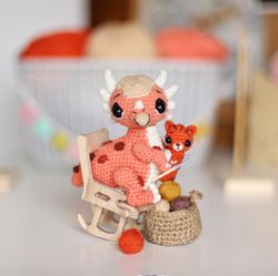 crochet pattern dinosaur amigurumi stygimoloch,  diy toy tutorial, jurassic park pachycephalosaurs toy, cat pdf pattern