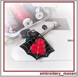 in the hoop embroidery/keychain with heart in a spider's web – 3 designs