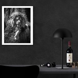 black&white style, lion wall art design