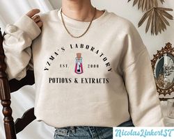 llama extract poison sweatshirt, yzma shirt, disney villain hoodie, emperors new groove, disney world shirt, kuzkos pois