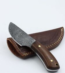 custom hand made damascus steel full tang skinner knife , hunting knife