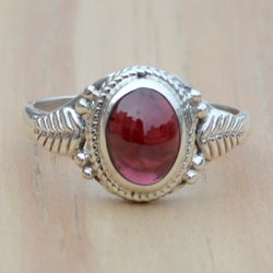 oval garnet ring, silver ring women, garnet stone ring, red gemstone ring, sterling silver handmade ring, garnet jewelry