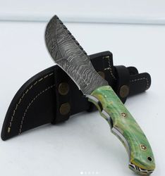 full tang tracker hunting knife , custom made hand made damascus steel tracker knife