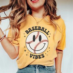 baseball vibes / happy face / baseball shirt