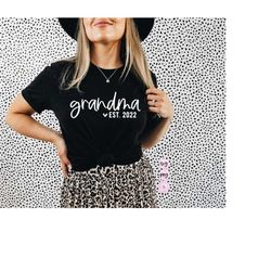 grandma est. 2022 svg, pregnancy announcement, grandma shirt svg cut file png silhouette cricut sublimation