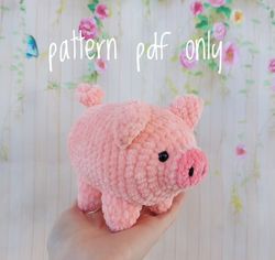 pattern instructed pig, funny pig pattern, piggy pattern, cute pig plushie pattern, crochet piggy pattern