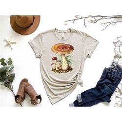 Aesthetic Mushroom Shirt, Cottagecore Shirt, Botanical Shirt, Nature Shirt, Mushroom Lover Gift, Fungus Shirt, Hippie Sh