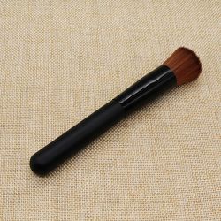 pro liquid blush & contour brush tool