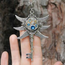 Fantasy Vintage Dragon Eye Key Necklace - Inspire Uplift