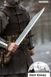 hand forged viking seax / viking sword / medieval armor / sharp edge.