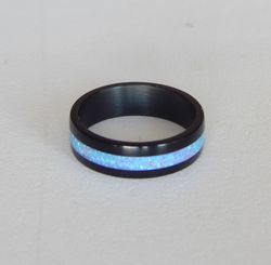 stylish black ring. carbon ring with synthetic opal. 7