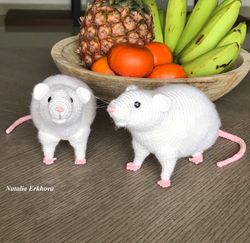 digital crochet pattern realistic rat