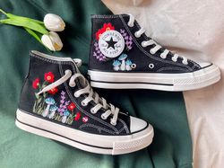 embroidered converse,custom mushroom converse,converse high tops chuck taylor 1970s,custom logo mushrooms,flowers,embroi