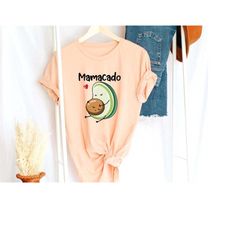 pregnancy shirt, pregnancy reveal to husband, pregnancy announcement t, avocado pregnant shirt, maternity t, mamacado pr