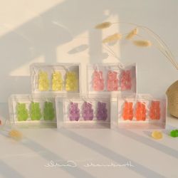 q play gummy bear shape handmade aromatherapy candle