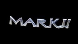 toyota mark ii 1 piece emblem