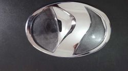 toyota platz grill emblem