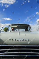 vauxhall victor words emblem