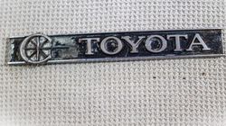 toyota rt4t car emblem