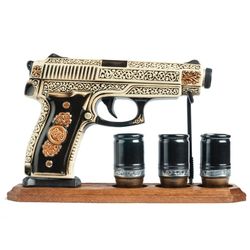 military ceramic bottle souvenir decanter for vodka wine brandy whiskey "pistol,gun" 0.5l with 3 wineglasses on wood sta