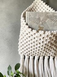 macrame organizer diy, macrame pocket wall hanging, macrame pattern, macrame magazine holder, macrame cover, kitchen org