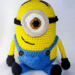 cute minions crochet pattern,sitting minion plush, crochet patterns,english, pdf digital download