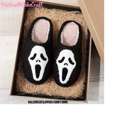 ghostface black slippers, horror ghostface cozy slippers, halloween ghostface slippers, halloween slippers gift, hallowe