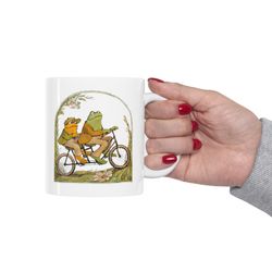 frog and toad mug, vintage bookish nostalgia literar mug, book lover gift mug, frog and toad ceramic mug, book lover cof