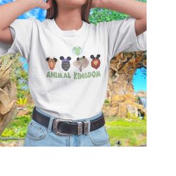 animal kingdom animals in hats t-shirt