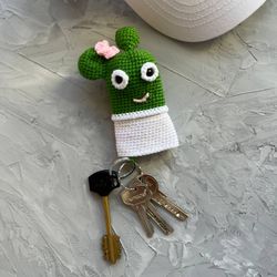 key cover cactus, key holder, keychain cactus, key pouches, crochet key case