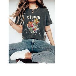 Retro 90s Shirt, Floral Comfort Colors TShirt, Trendy Wildflower Bloom Shirt, 80s Vintage Gothic Punk Graphic Tee, Botan