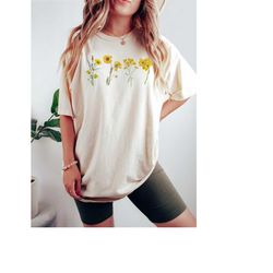 wildflower shirt, botanical comfort colors shirt, boho aesthetic shirt, trendy cottagecore yellow wild flower yoga teach