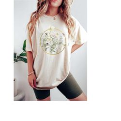 wildflower shirt, botanical comfort colors tshirt for women, trendy pressed flower nature shirt, white floral boho tee,