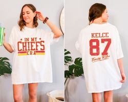 retro in my chiefs era shirt, vintage travis kelce t-shirt, america football t shirt, football fan gifts, travis kelce t