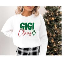 custom gigi claus sweatshirt, christmas grandma claus sweatshirt, grandma sweater, custom nana and grandkids sweatshirt,