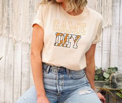 game day shirt gift for football lovers, cincinnati shirt, cincinatti football t-shirt,football season tee,football