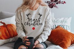 reindeer christmas tree sweatshirt, christmas sweatshirt, holiday sweatshirt, women's christmas shirt, reindeer2 (swt)