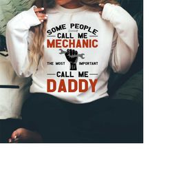 i'm proof daddy does not work on cars all the time | mechanic announcement unisex heavy blend crewneck sweatshirt