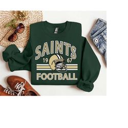 new orleans saints sweatshirt crewneck, trendy vintage style nfl football shirt for game day tailgaiting